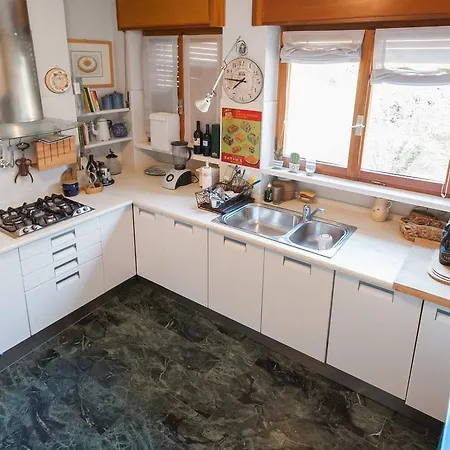 Welcome Traveller Leda *