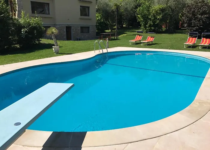 Welcome Traveller Leda *