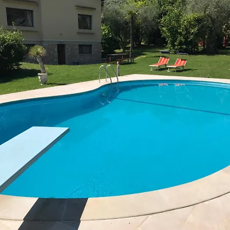 Welcome Traveller Leda *