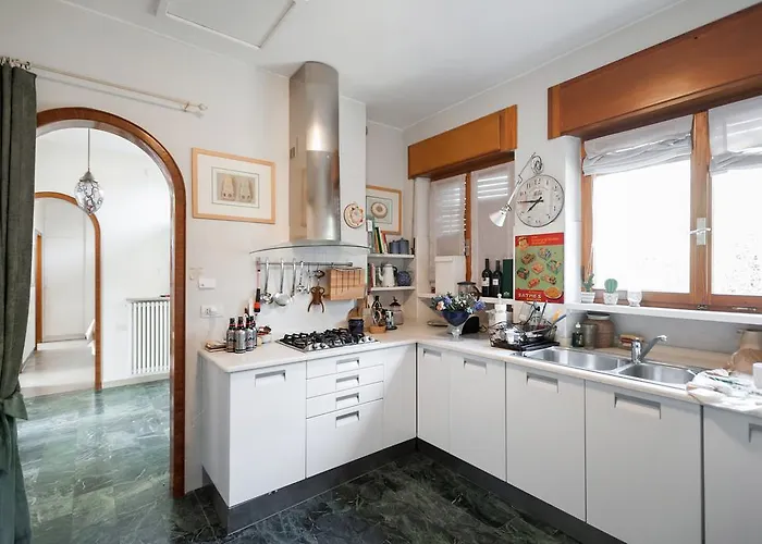 Welcome Traveller Leda *